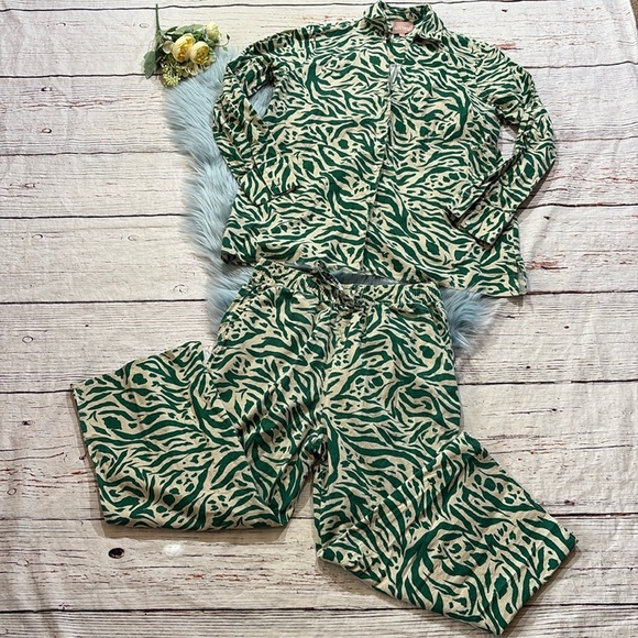 Show Me Your Mumu Green Zebra Print Pajama Set sz S - Picture 1 of 12